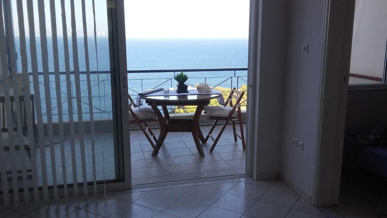 Sea And Sky Infinity Blue Apartment Gytheio Exterior foto
