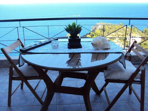 Sea And Sky Infinity Blue Apartment Gytheio Exterior foto